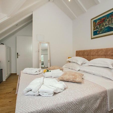 Heritage Hotel Dea Hvar Хвар Экстерьер фото