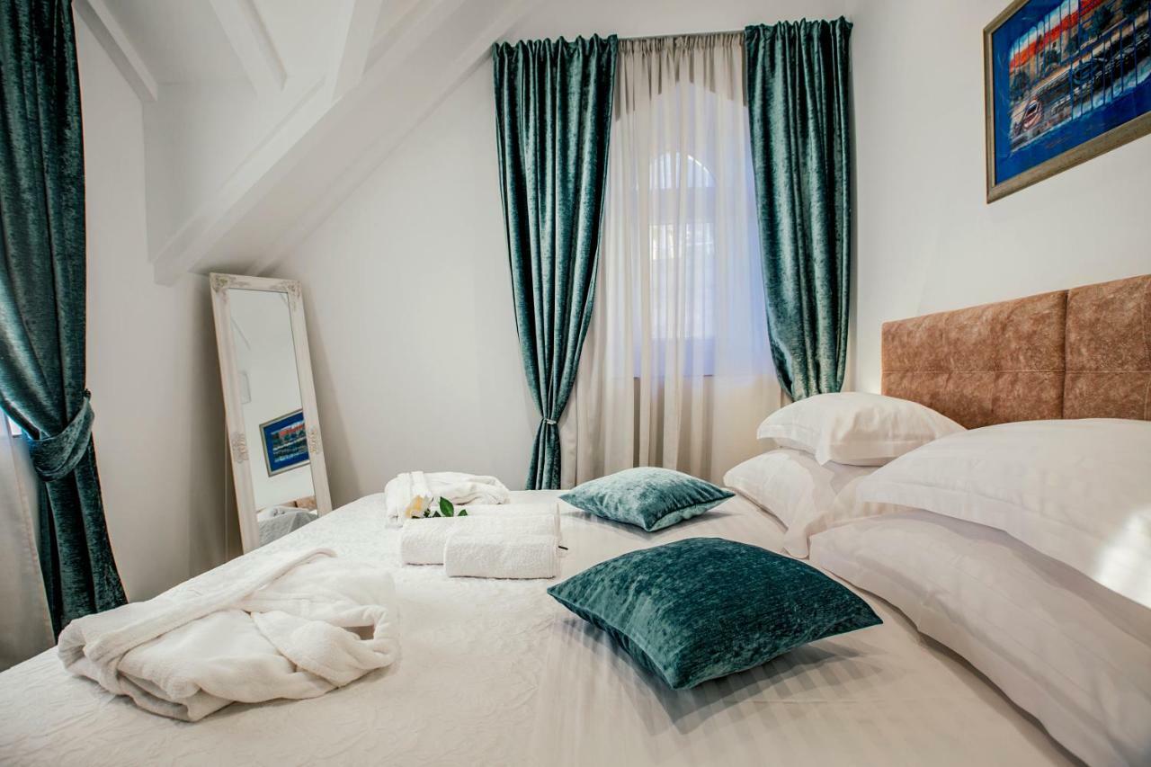 Heritage Hotel Dea Hvar Хвар Экстерьер фото