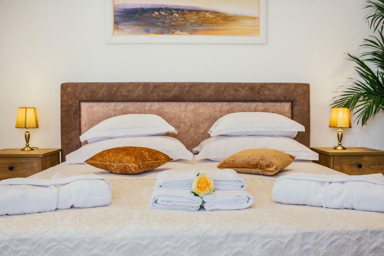 Heritage Hotel Dea Hvar Хвар Экстерьер фото